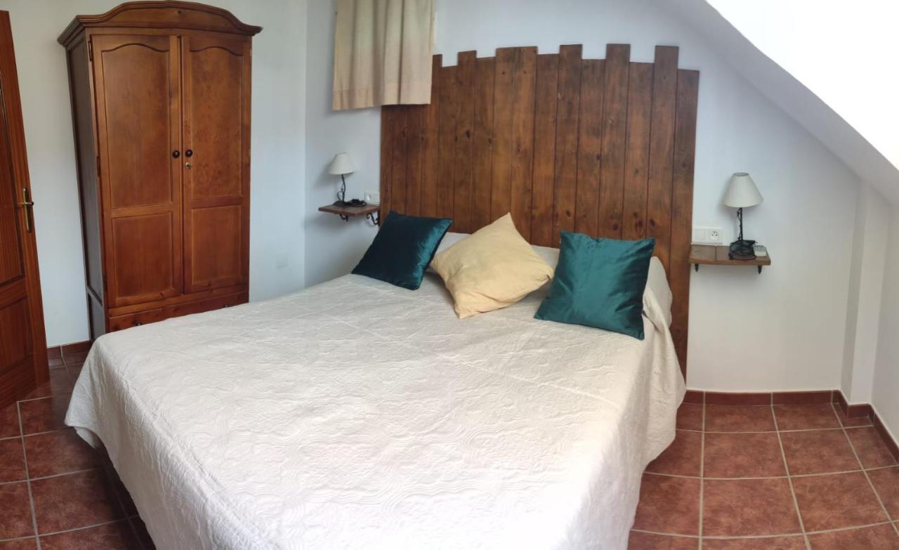Hostal Vista A La Sierra Valle de Abdalagís Exterior foto